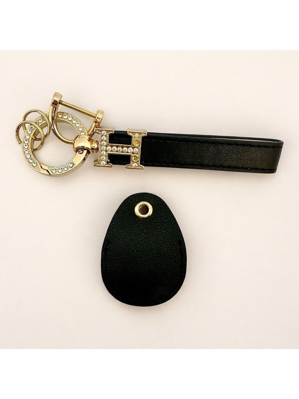 Black Leather Minnie Mouse with Wrist Strap Gold Key Fob Keychain Bag Charm - Picture 4 of 6